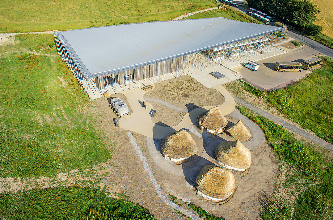 Stonehenge's roofing